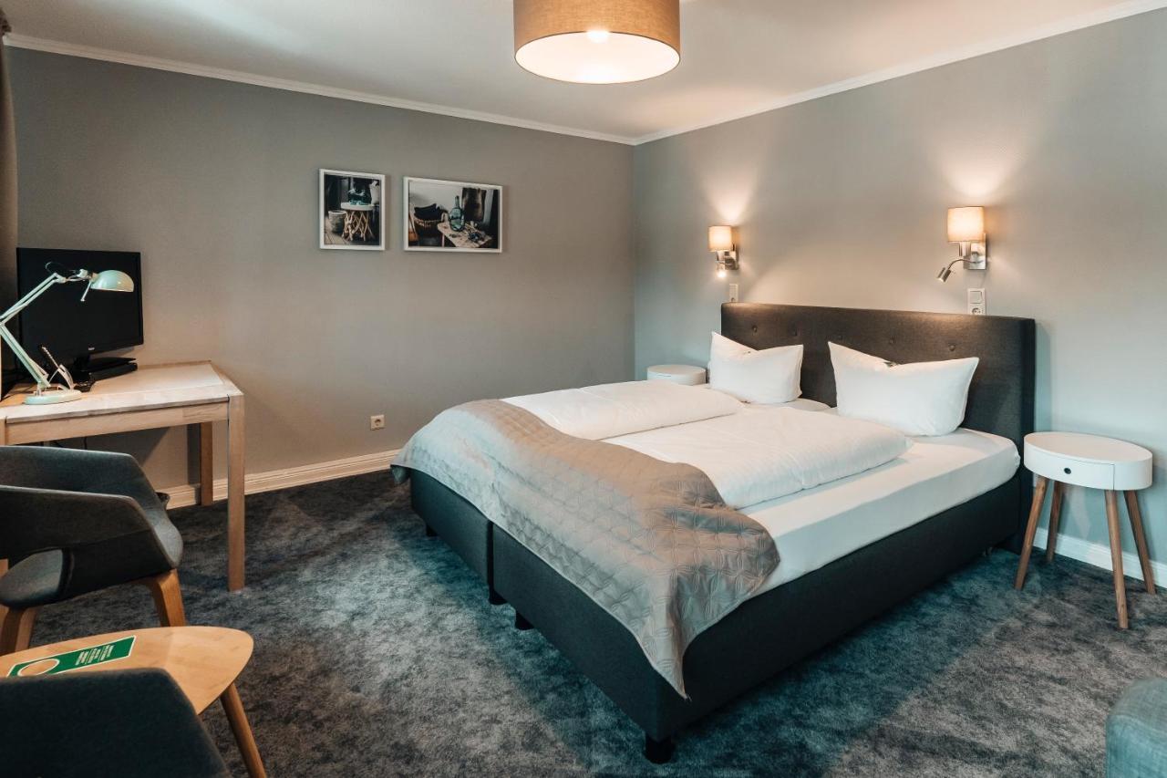 Hotel Freihof Am Roland Wedel Zewnętrze zdjęcie
