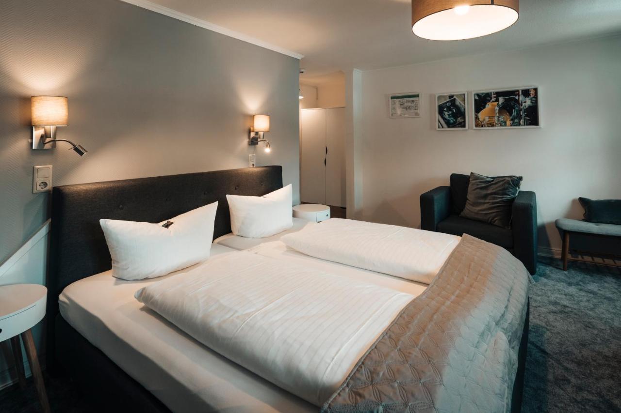 Hotel Freihof Am Roland Wedel Zewnętrze zdjęcie
