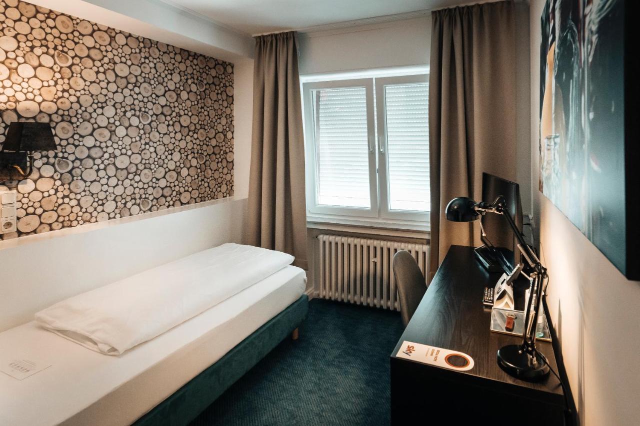 Hotel Freihof Am Roland Wedel Zewnętrze zdjęcie