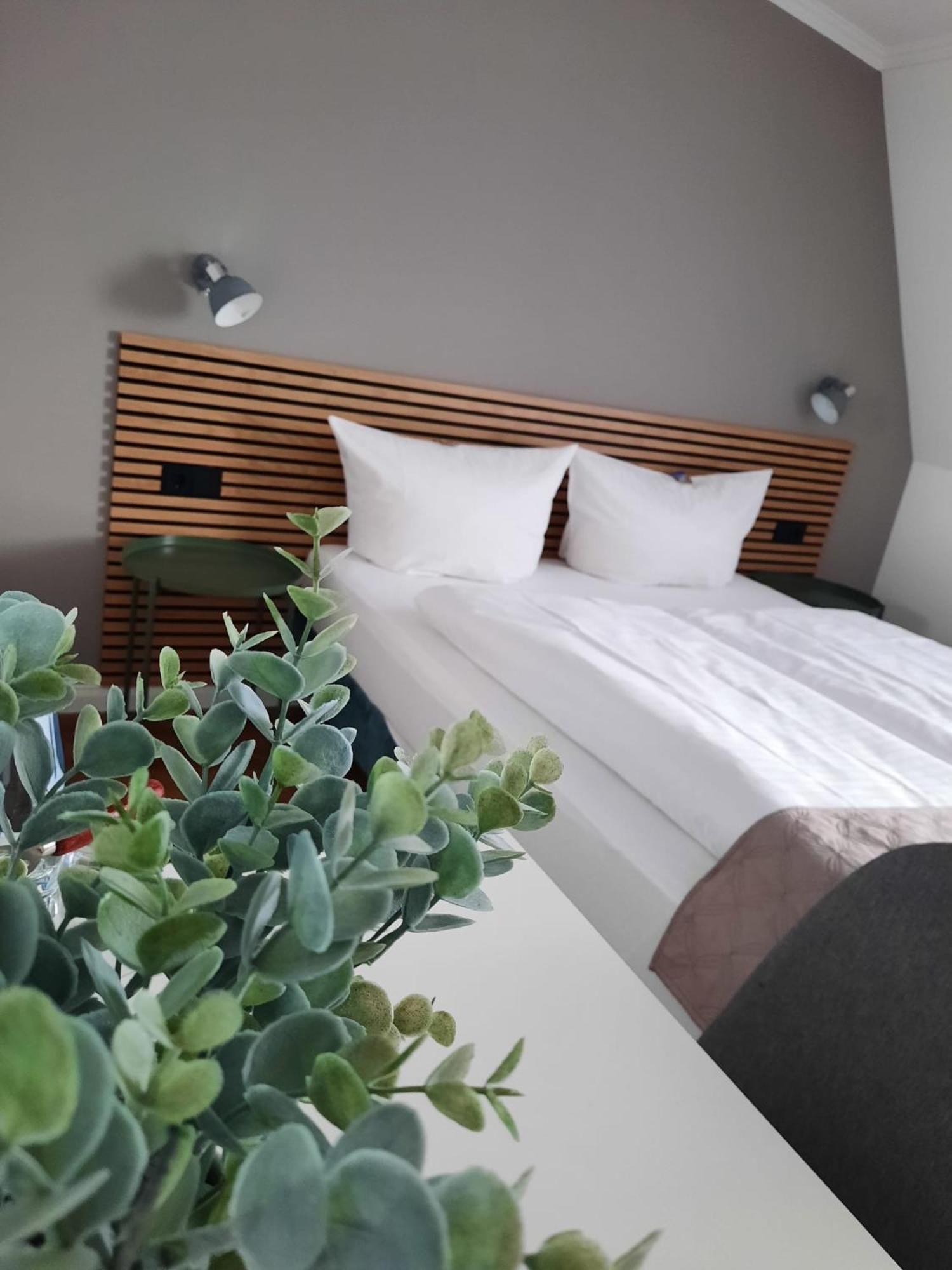 Hotel Freihof Am Roland Wedel Zewnętrze zdjęcie