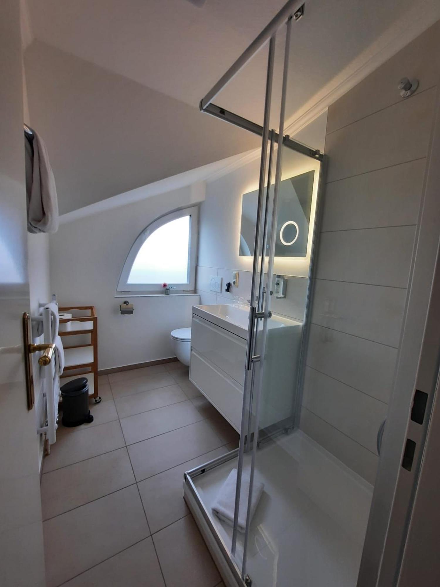 Hotel Freihof Am Roland Wedel Zewnętrze zdjęcie