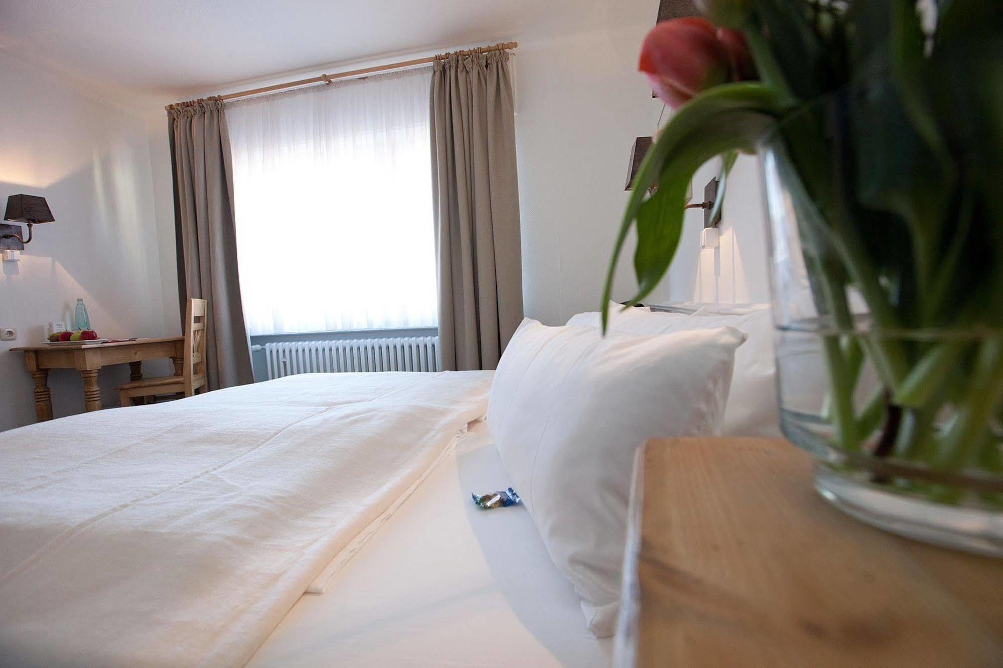 Hotel Freihof Am Roland Wedel Zewnętrze zdjęcie